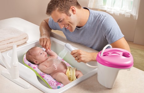 newborn bath