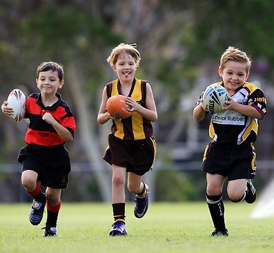 7 Reasons Why Kids Should Play Sports