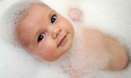 baby bath time bubbles