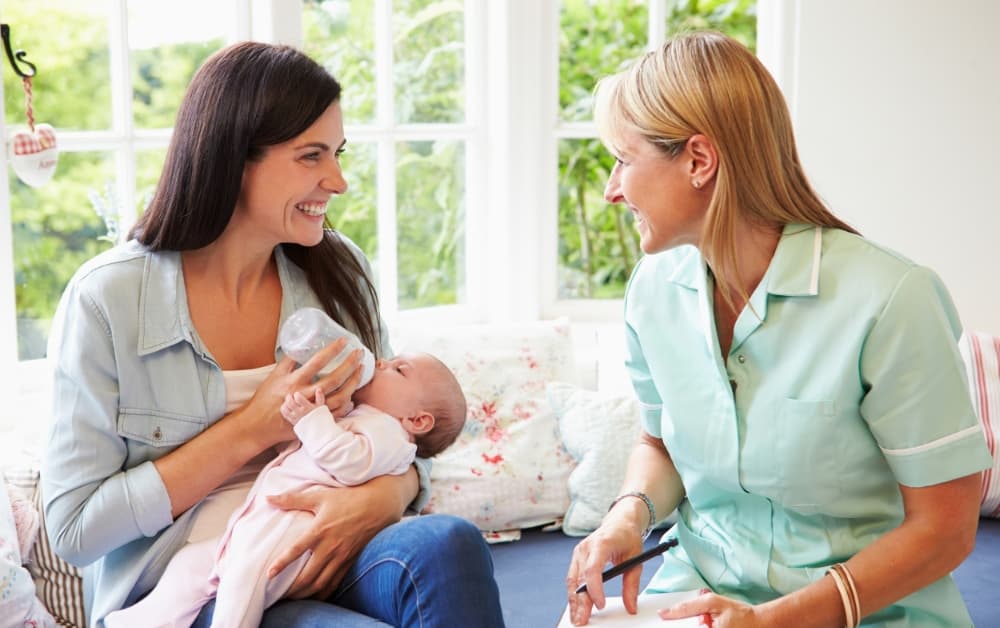 Top Tips for Managing Those First Post-Birth Weeks 1