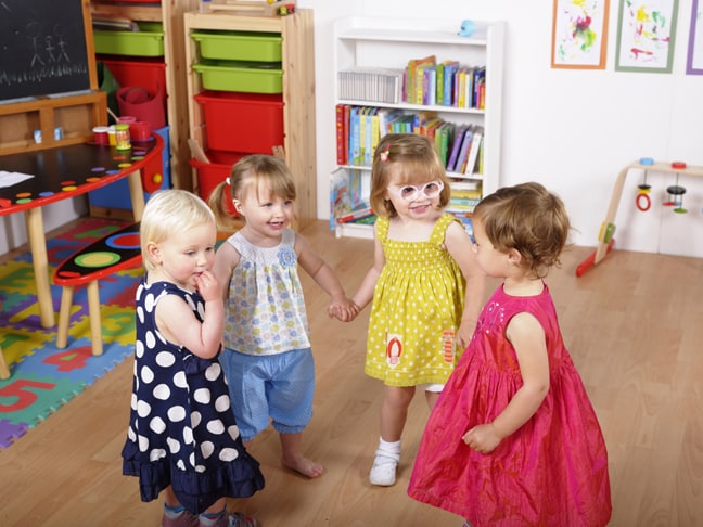 Help Toddler to Adjust to Daycare
