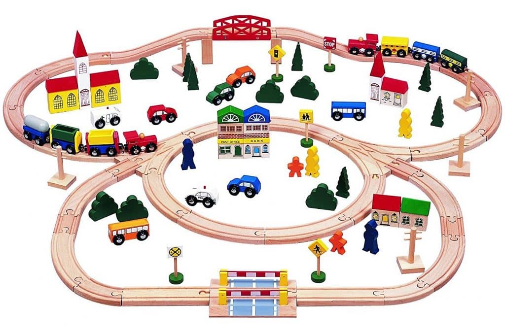 Kids Destiny Triple-loop Wooden Train Set